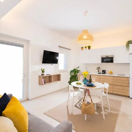 Coppa Carrubo Residenza Apartment *